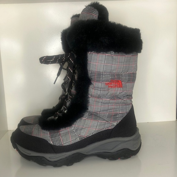 The North Face Nuptse Fur Winter Snow Boot Girls Size 3 - Picture 2 of 10